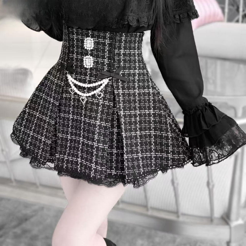 High-waisted Jirai Kei Skirt with Pearl Chain and Lace Details (L M S XS) 42544:746170