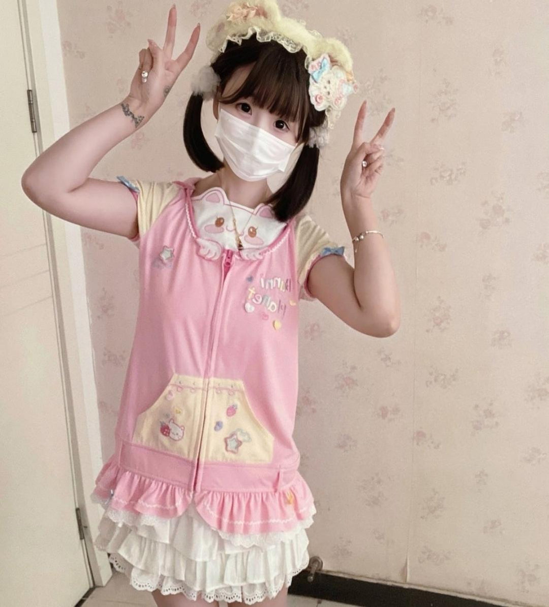 Kawaii T-shirt With Cat Ear Hood and Detachable Collar Flap (T-shirt / L S) 43031:765046