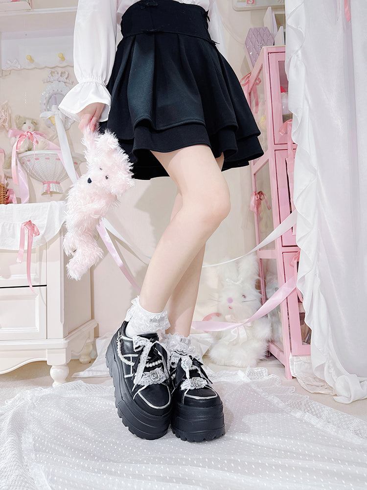 chiiです。 Jirai Kei Sneakers Square Rhinestone Detachable Pearl Chain
