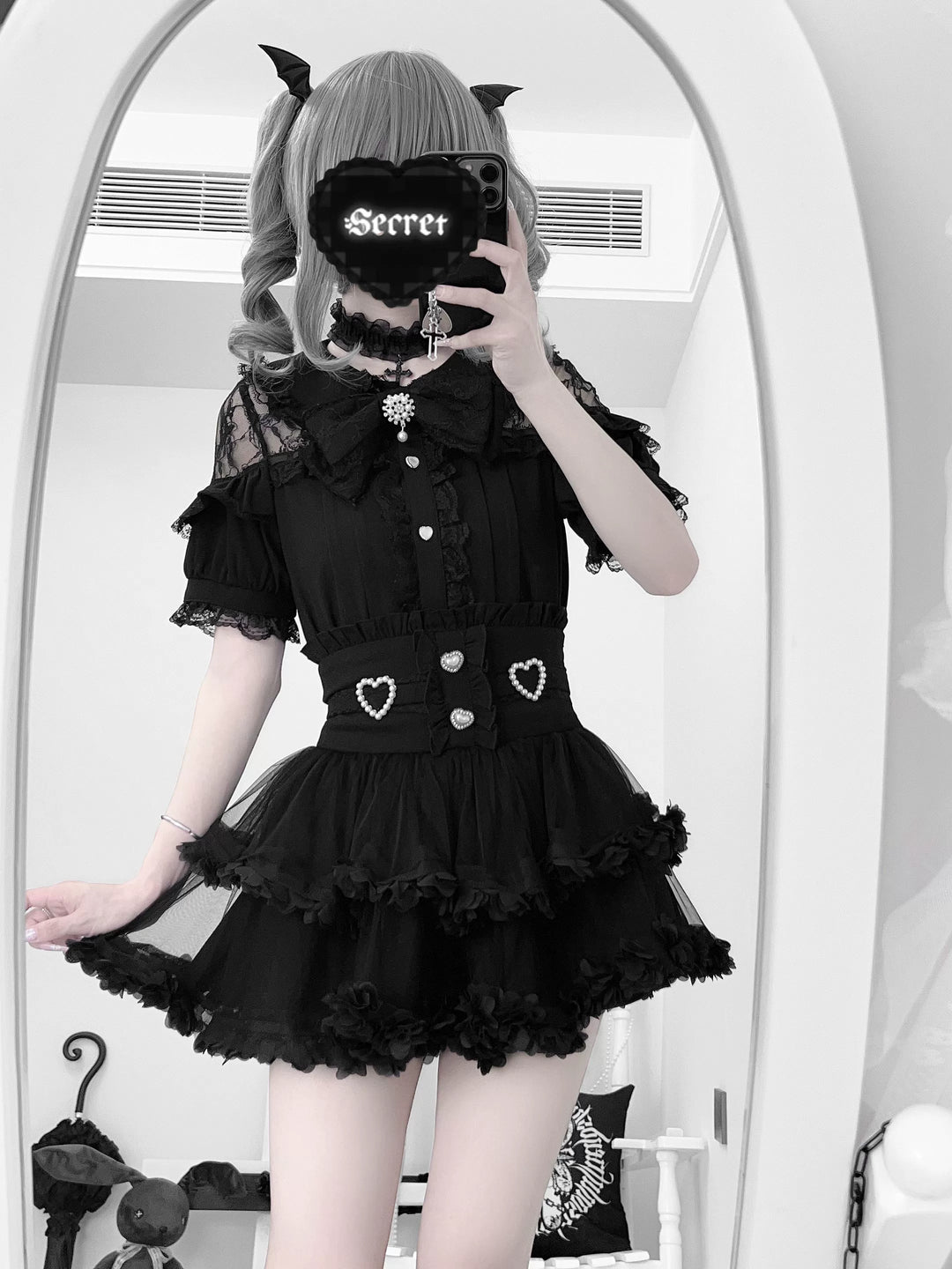 Lace Open Shoulder Jirai Kei Blouse, Detachable Bowtie 43243:777242