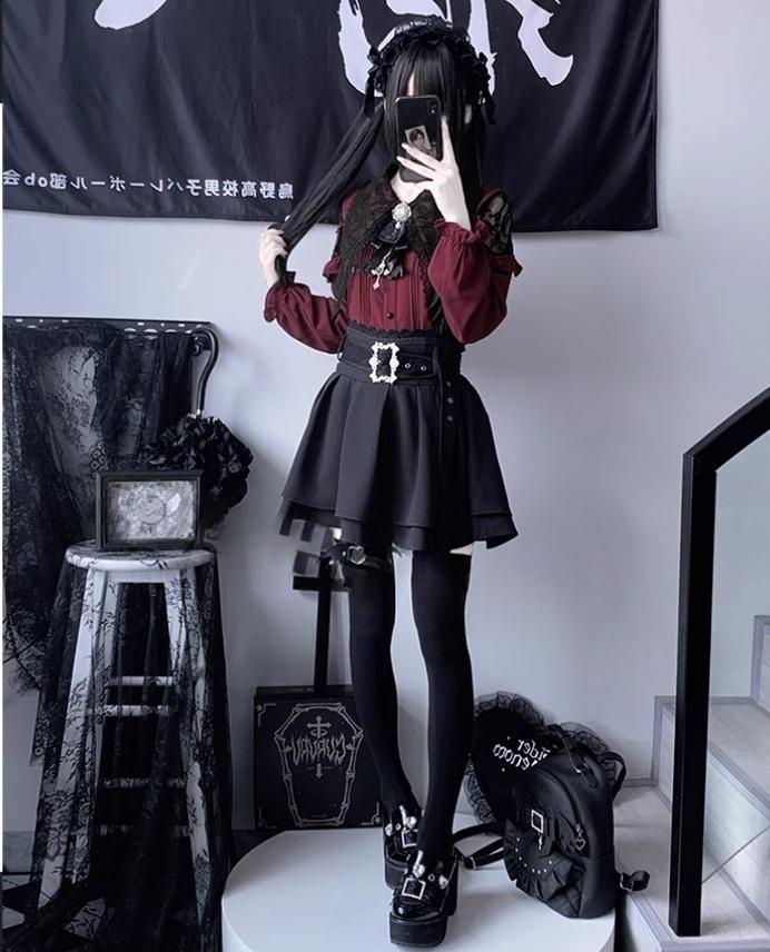 Pointed Lace Collar Jirai Kei Blouse & Black Skirt 42949:769840