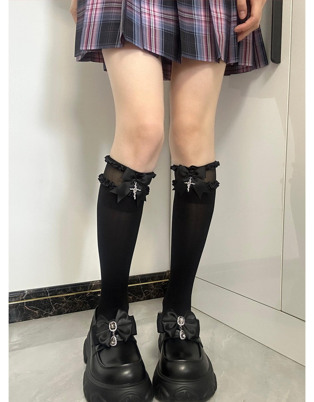 Jirai Kei Cross Knee-High Socks Rose Redemption Bow 21562:751041
