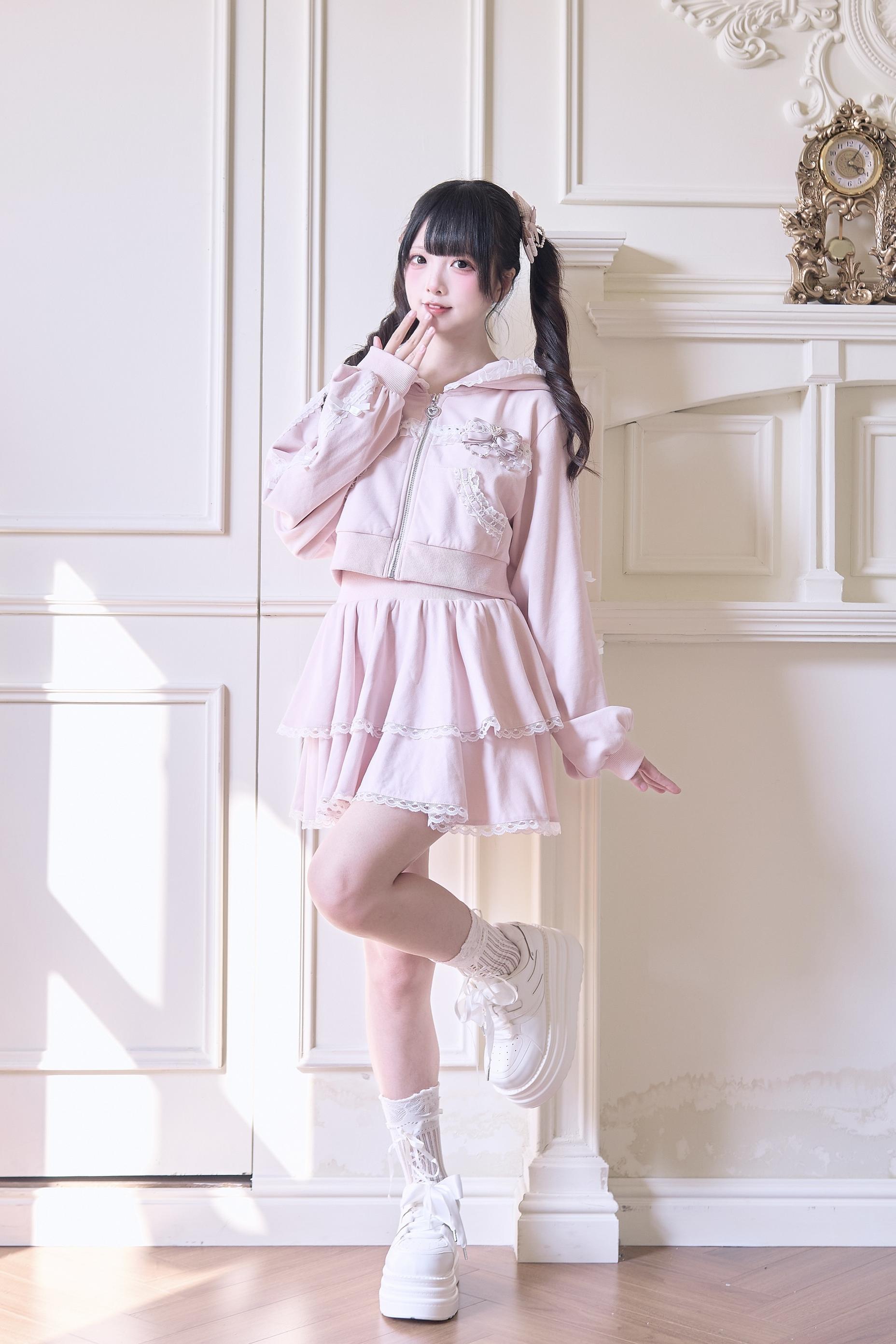 Jirai Kei Hoodie Jacket Pants and Skirt with Lace Detail – Honey