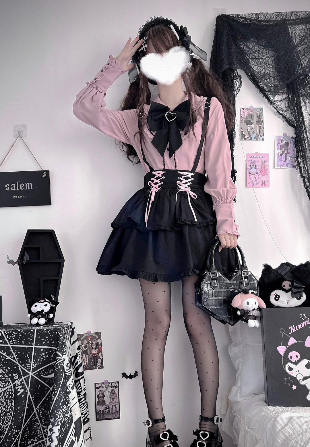 Jirai Kei Blouse Pink Blue Shirt Black Lace Up Skirt 21832:760694