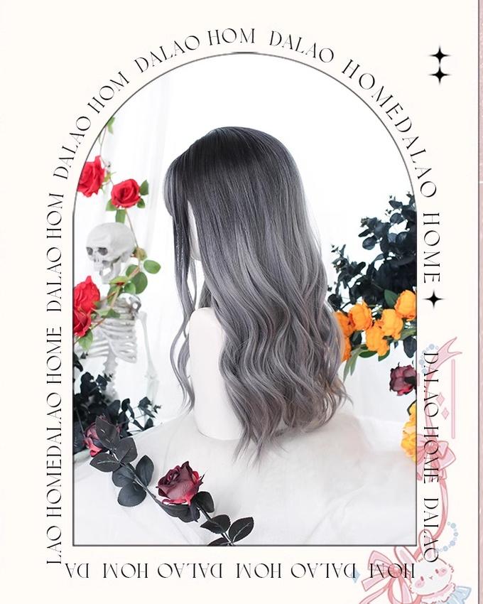 Lolita Wig Long Grey Wig Gentle Curly Wig 35614:496164 35614:496164