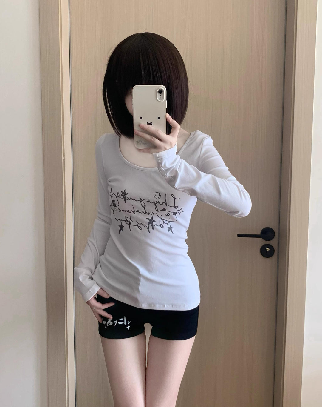 Long-Sleeved Gyaru Style Shirt with Otaku Graphic Print (L M S) 42901:760596