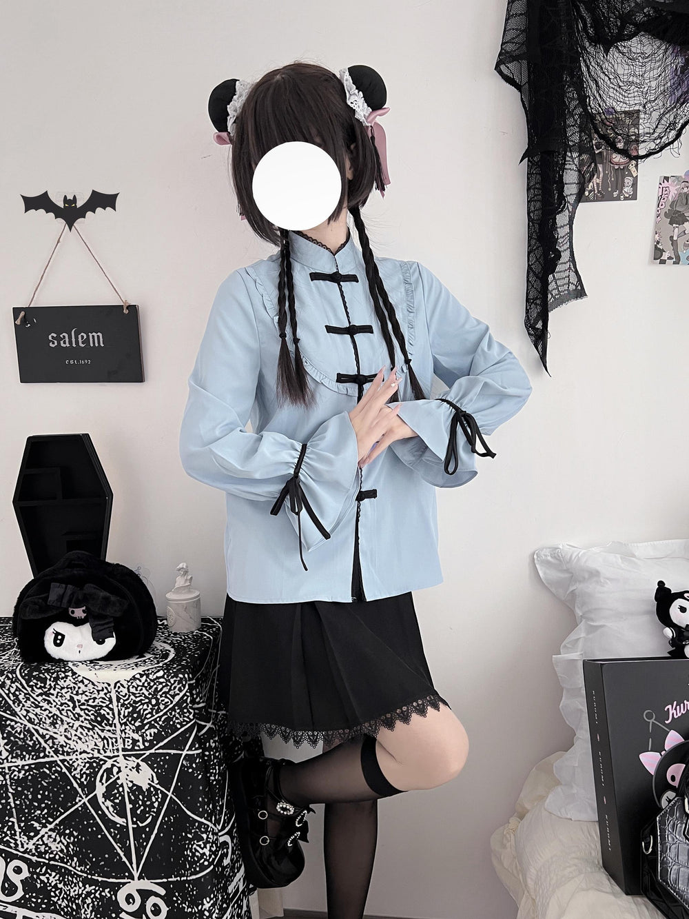 Jirai Kei Blue Pink Lace-trimmed Bell-sleeve Blouse and Skirt 21822:460318 (L S) 21822:460318