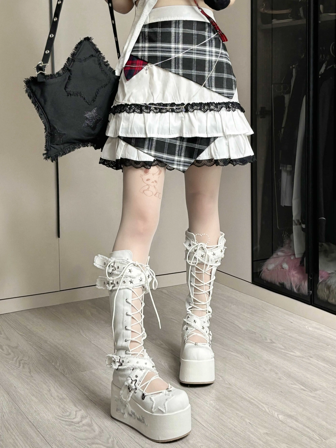 Gyaru Skirt Lace Trim Plaid Skirt Irregular Hem Skirt (White / L M S) 41934:723022