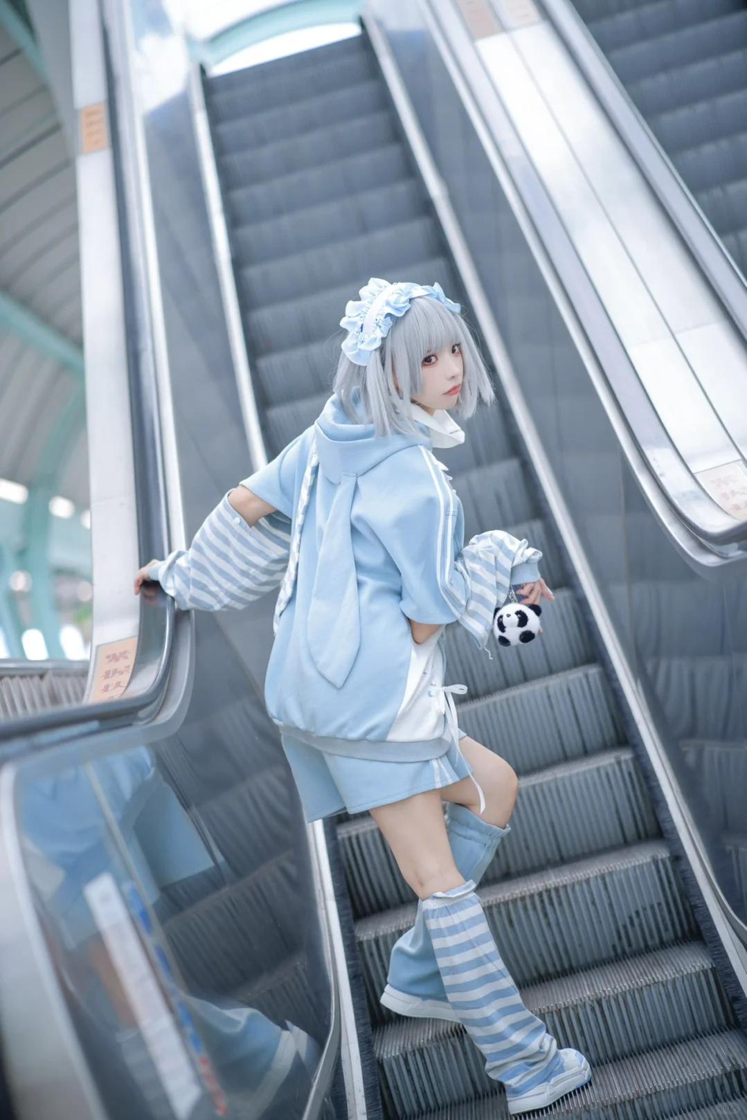 Tenshi Kaiwai Coat Blue Hoode With Long Bunny Ears 21834:758213