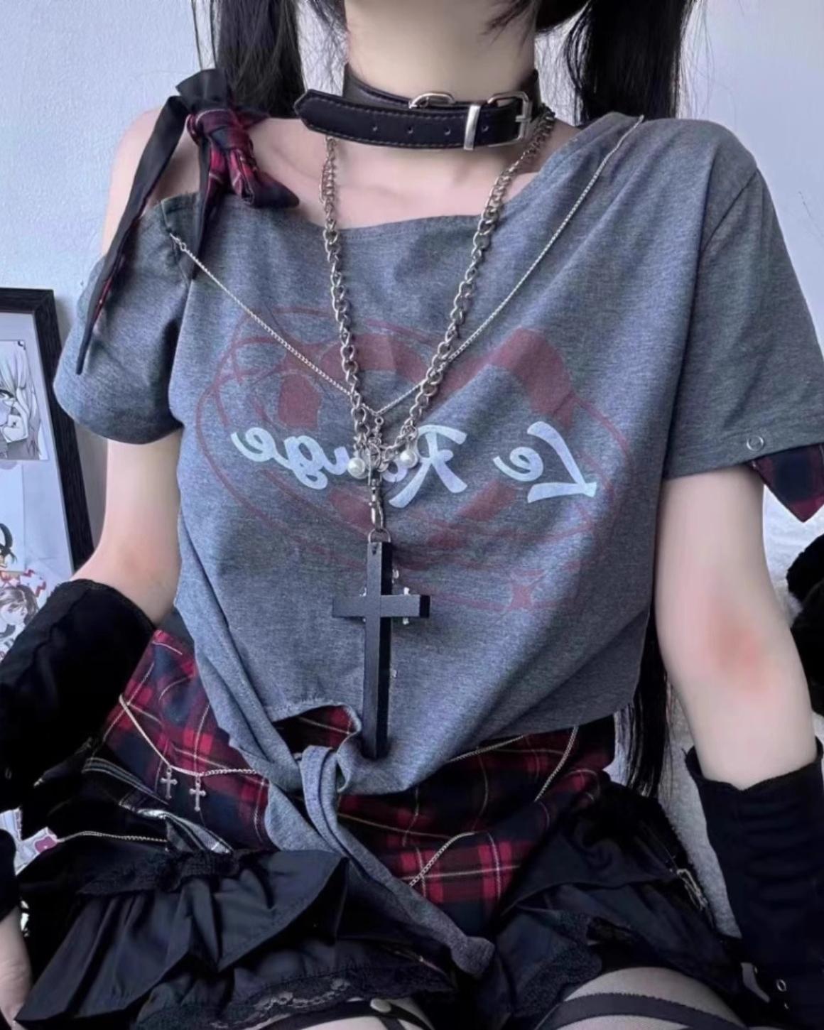 トップス good items Gyaru T-shirt Punk Off-shoulder T-shirt Short-cut Top – Honey Wardrobe