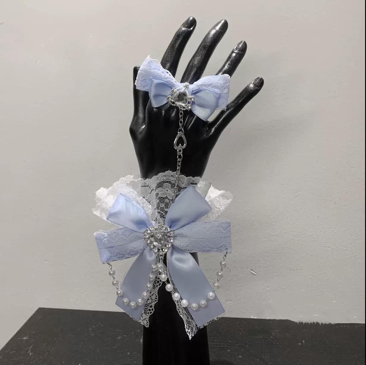 Jirai Kei Hand Cuff Bracelet Cute Bow Rhinestone Hand Chain 37732:576344