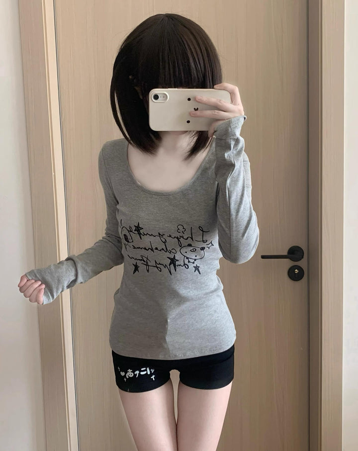 Long-Sleeved Gyaru Style Shirt with Otaku Graphic Print (L M S) 42901:760595