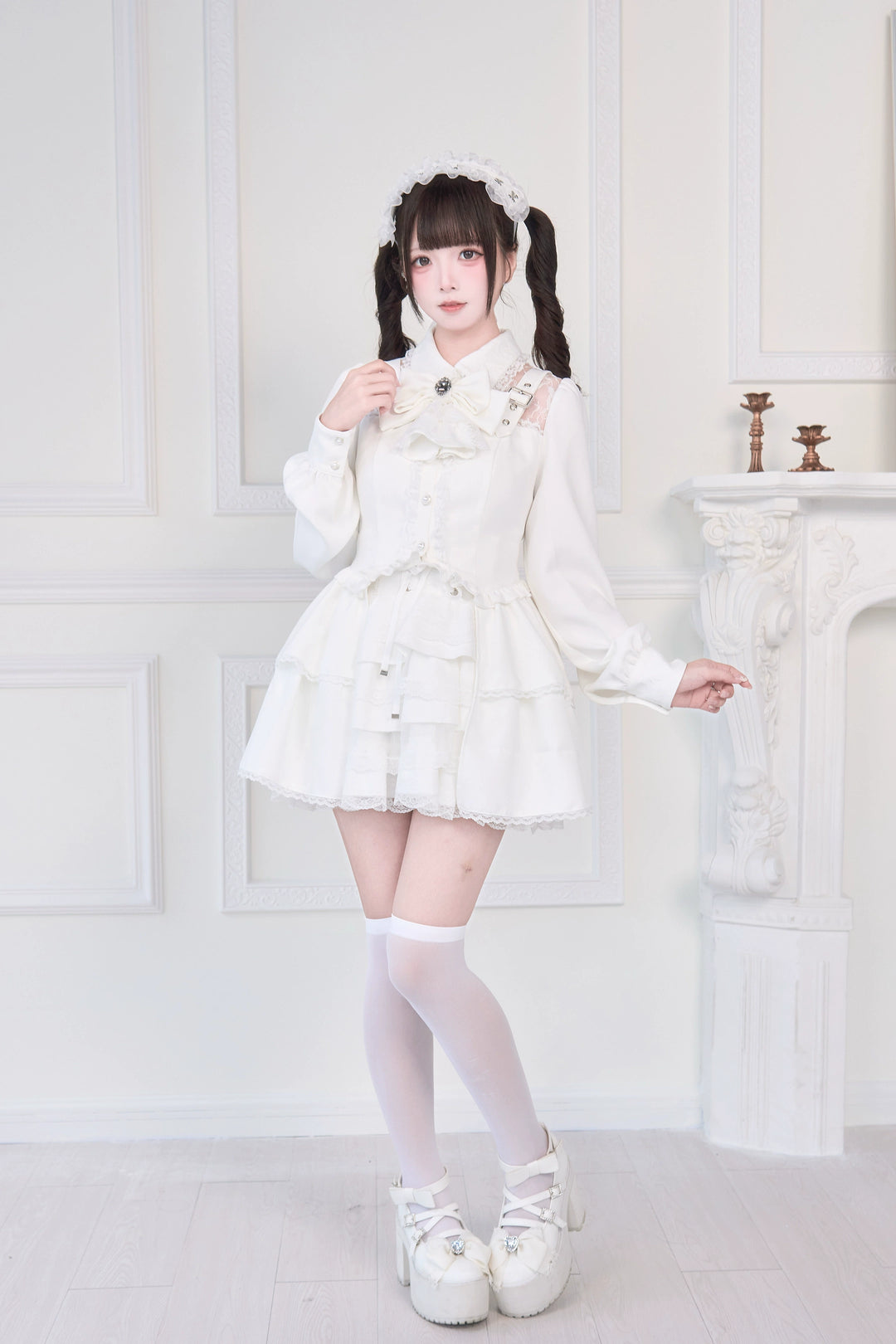 Light Gothic Blouse, Long Tiered Hem, Back Shirring (白色 / L M) 43588:780718
