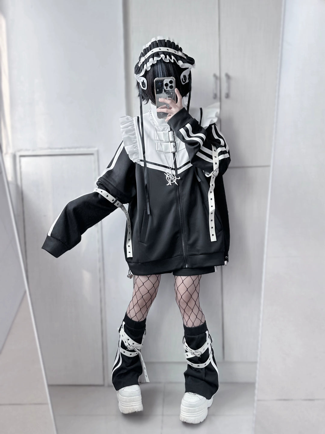 Tenshi Kaiwai Outfits Set Gray Black Jacket And Shorts Set 35728:502646