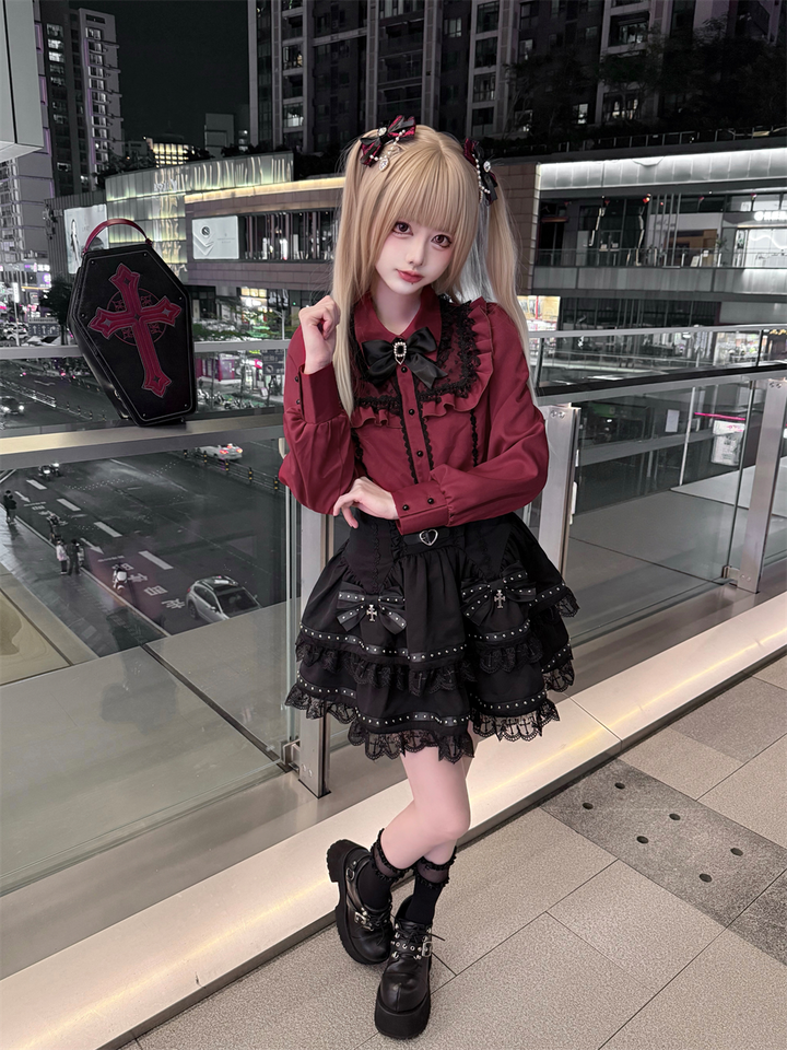 Long-sleeved Jirai Kei Blouse, Cake-Styled Skirt 44680:819302