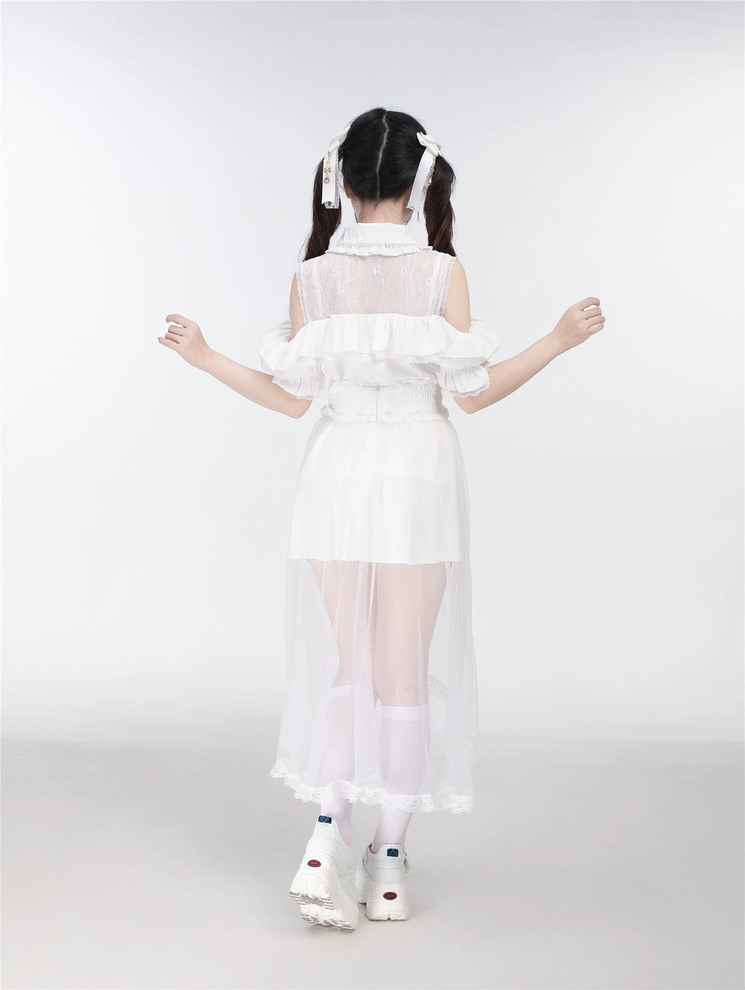 Jirai Kei Open Shoulder Lace Blouse, Pearl-Decorated Peter Pan Collar 43328:773840