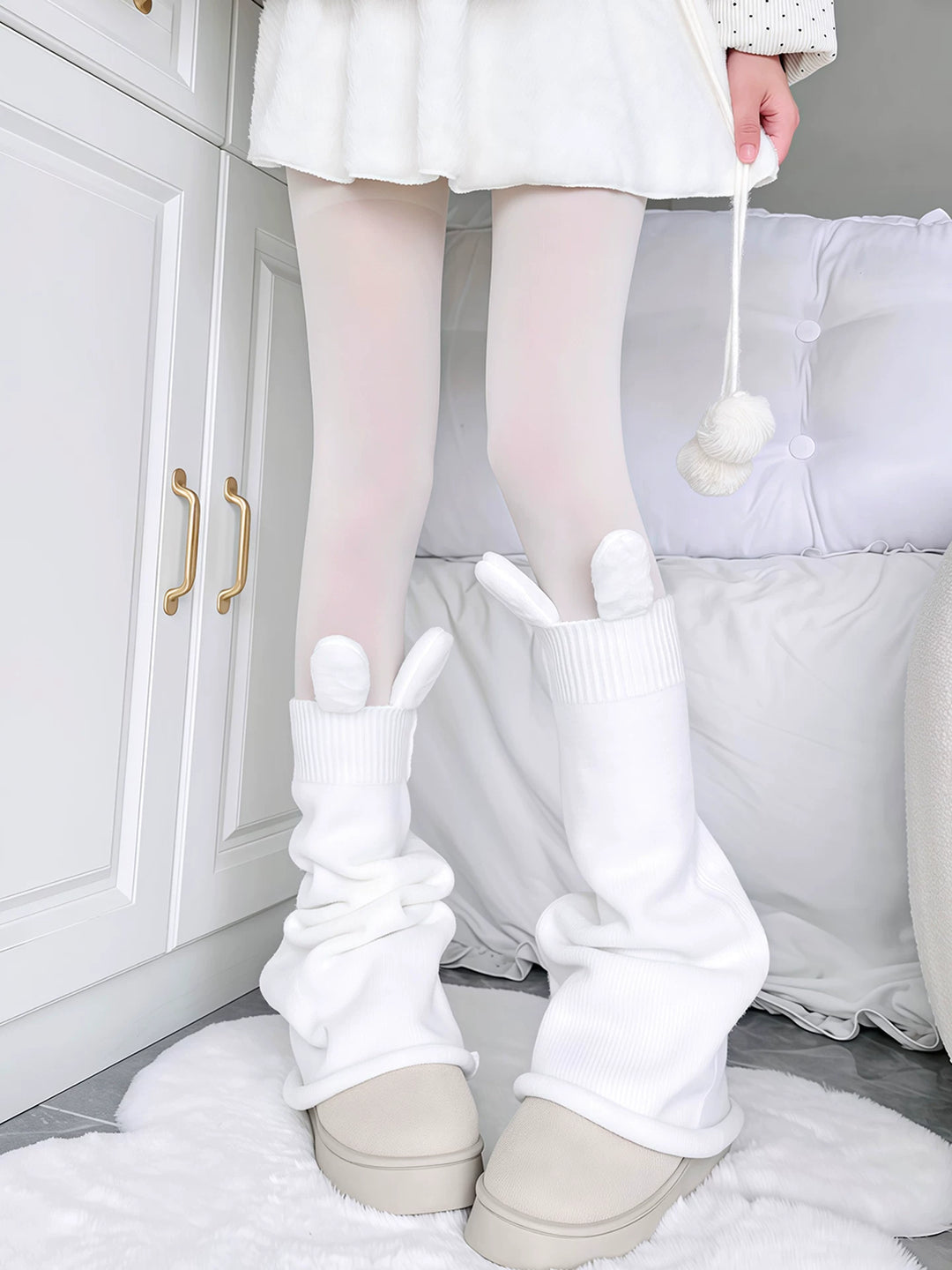 Subculture Pantyhose, Legwarmers, Wing and Bunny Ear Accents 44480:816514