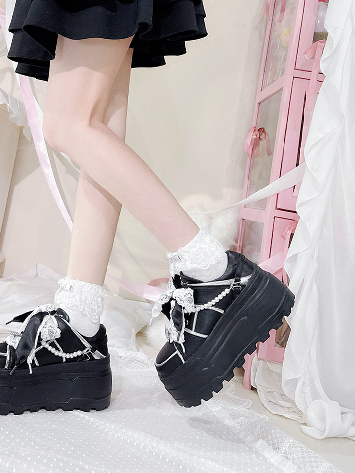 Jirai Kei Sneakers with Square Rhinestone and Detachable Pearl Chain 42360:737235