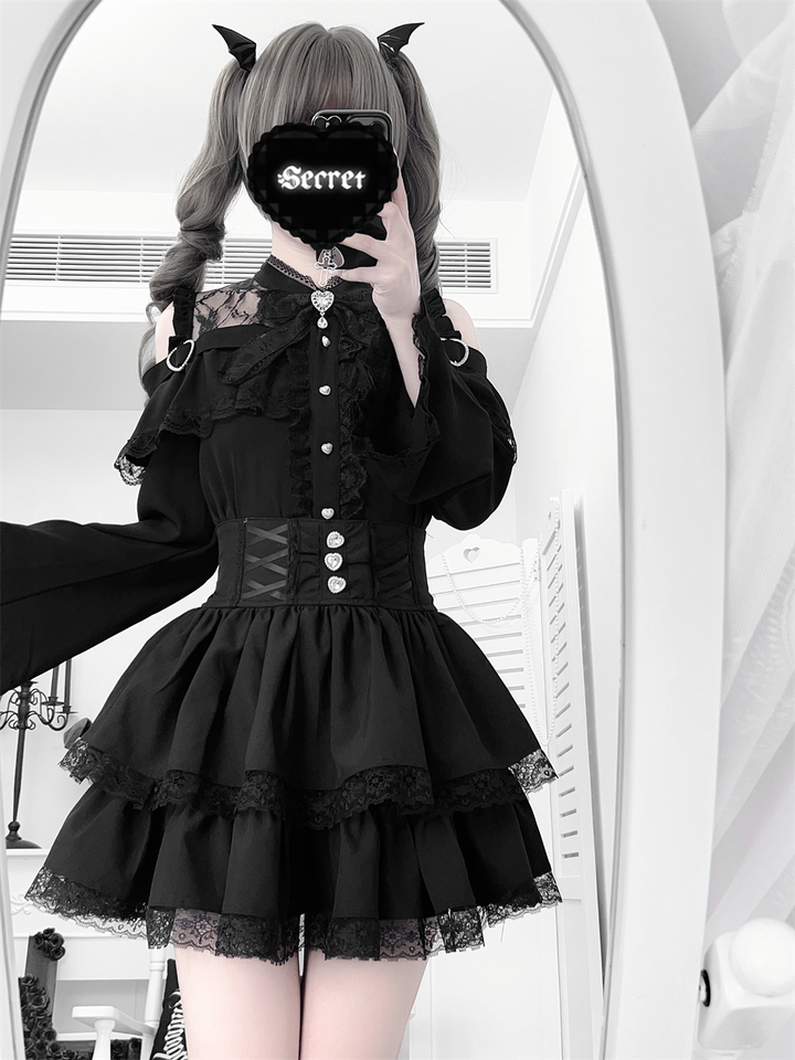 Jirai Kei Open Shoulder Blouse + Tiered Ruffles Skirt (2XL L M S XL) 43686:782893