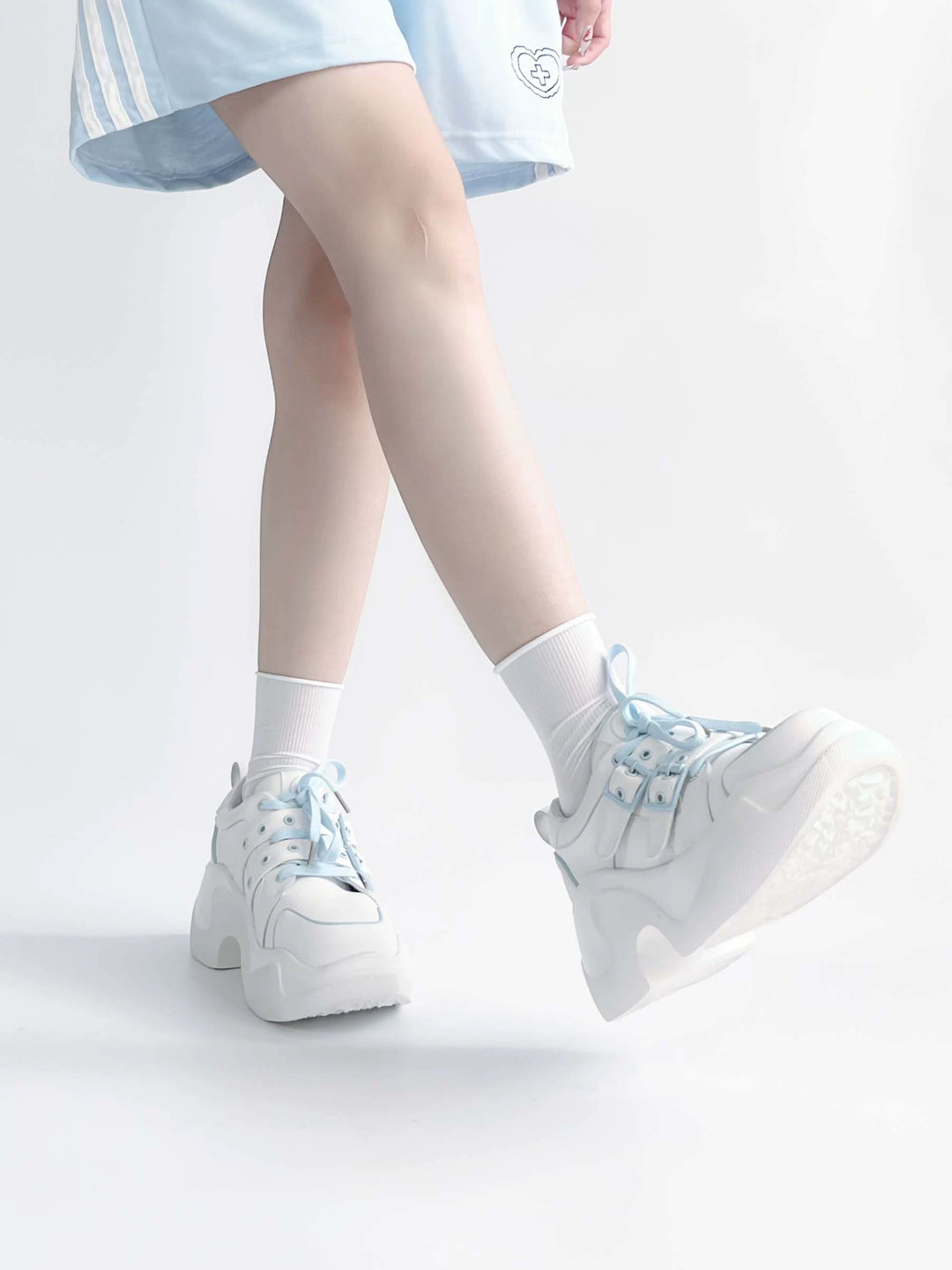 Jirai Kei Shoes Skull Platform Shoes Y2K Sneakers Multicolor Jirai Kei Shoes Skull Platform Shoes Y2K Sneakers Multicolor