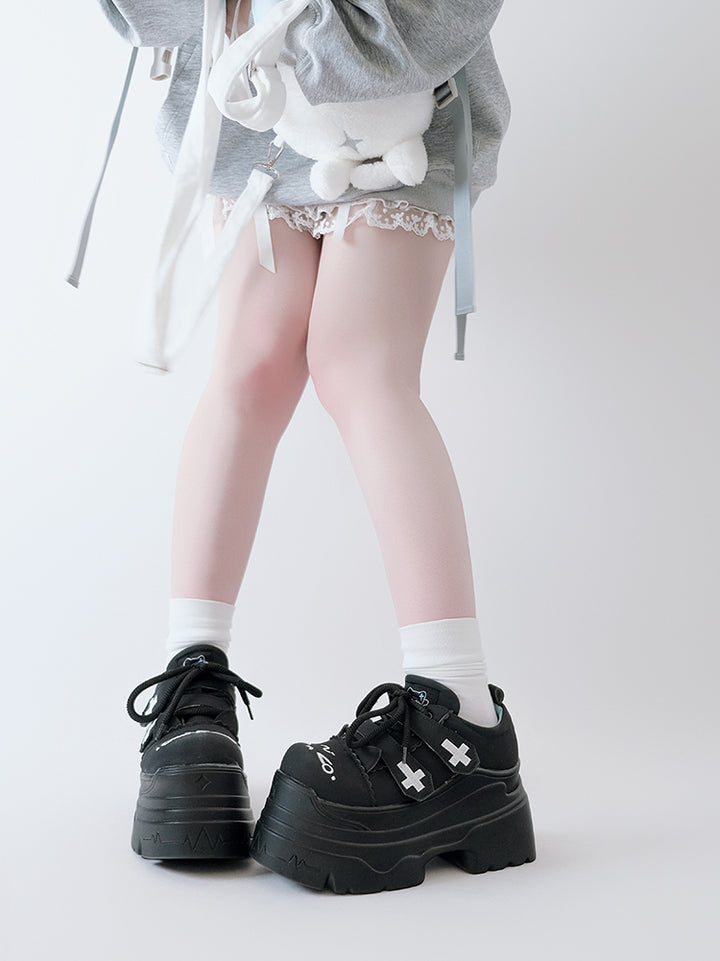 Tenshi Kaiwai Platform Shoes with Embroidered Cat and Cross 42361:737268