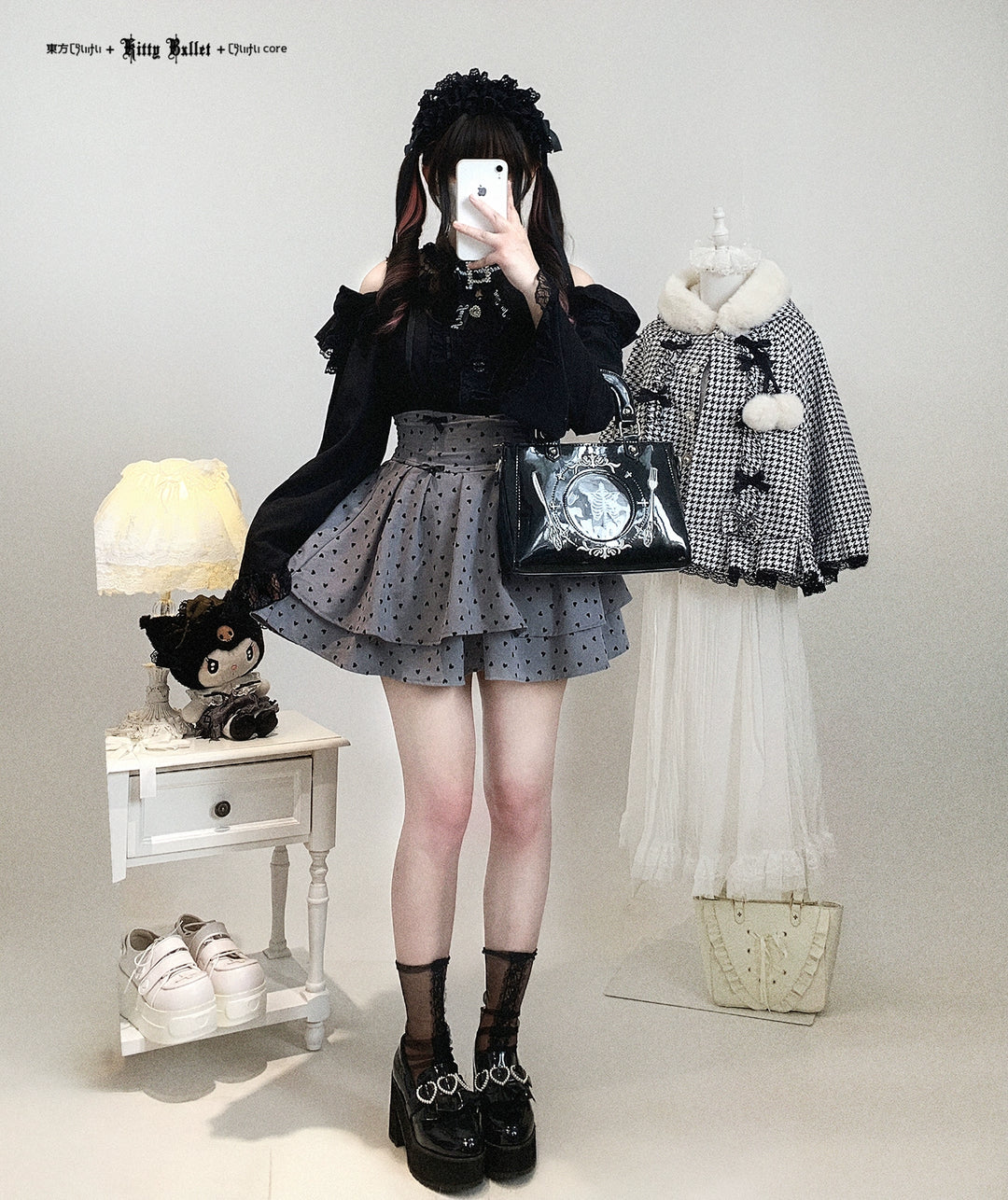 Lace Open-Shoulder Jirai Kei Blouse, Long Sleeves 44004:793095