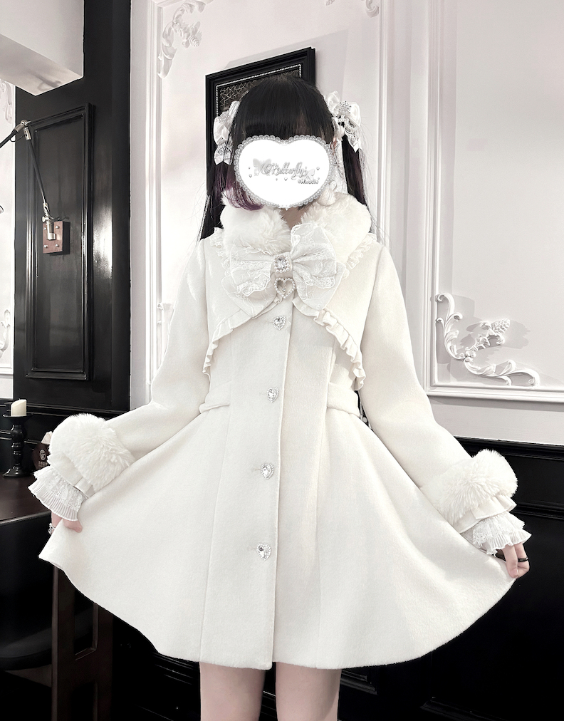 Fluffy Trim Ryousangata Winter Coat, Rhinestone Accents 44200:800833