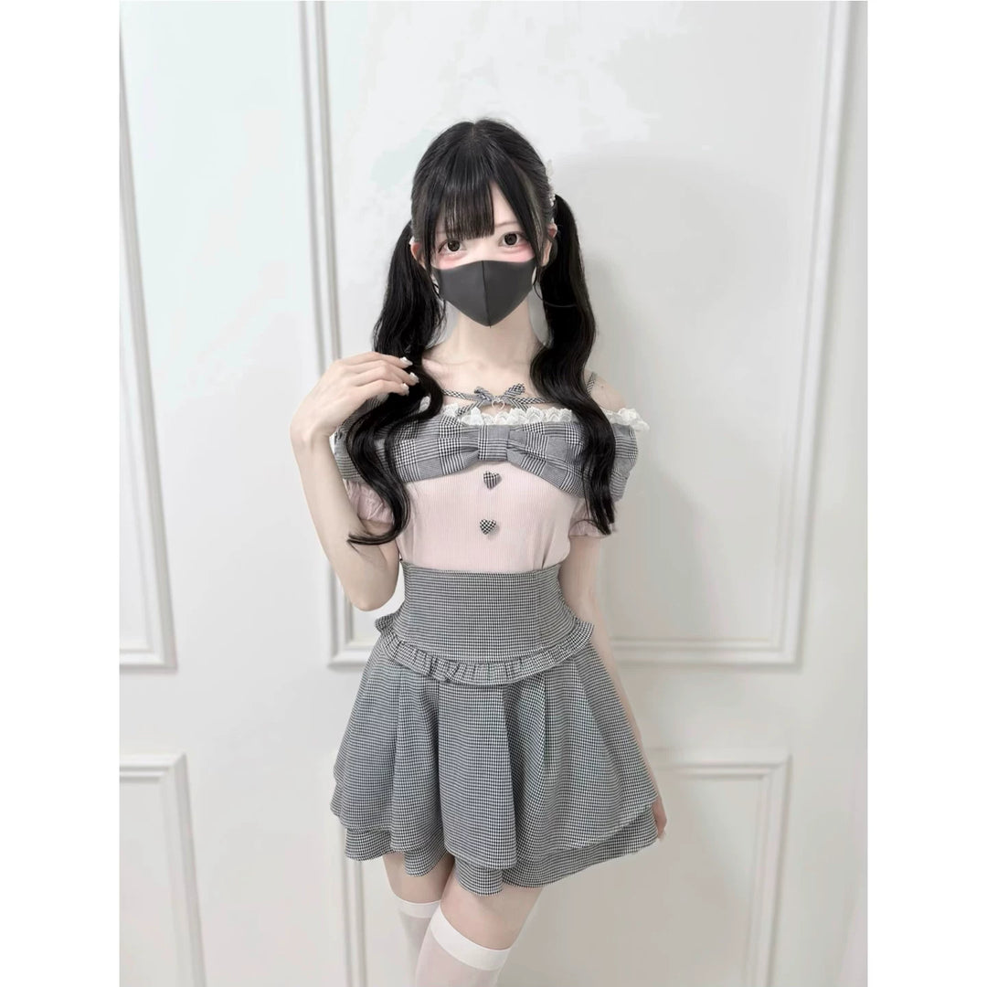 Ryousangata Off-Shoulder T-shirt, Long/Short Sleeve Available (Grey-Pink / M S) 45265:844892