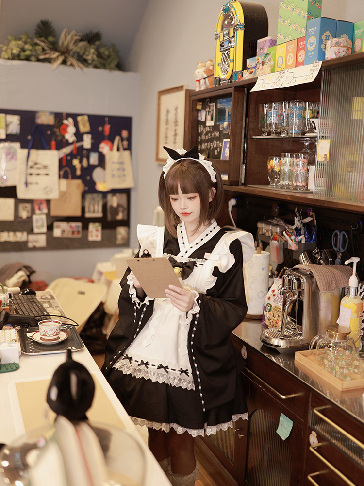 Kawaii Black Maid Blouse Flutter Sleeve Apron Suspender Skirt Set 42282:735164