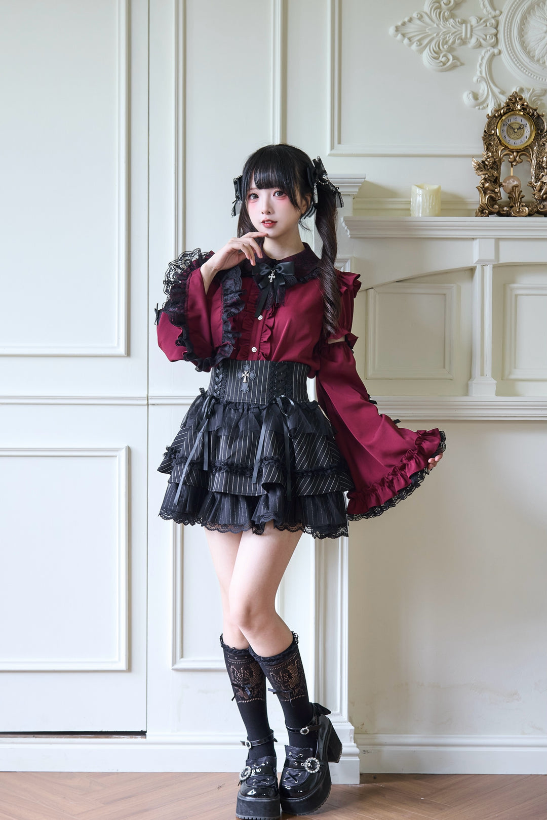 Ruffle Jirai Kei Blouse with Detachable Princess Sleeves And Bow 42522:744301