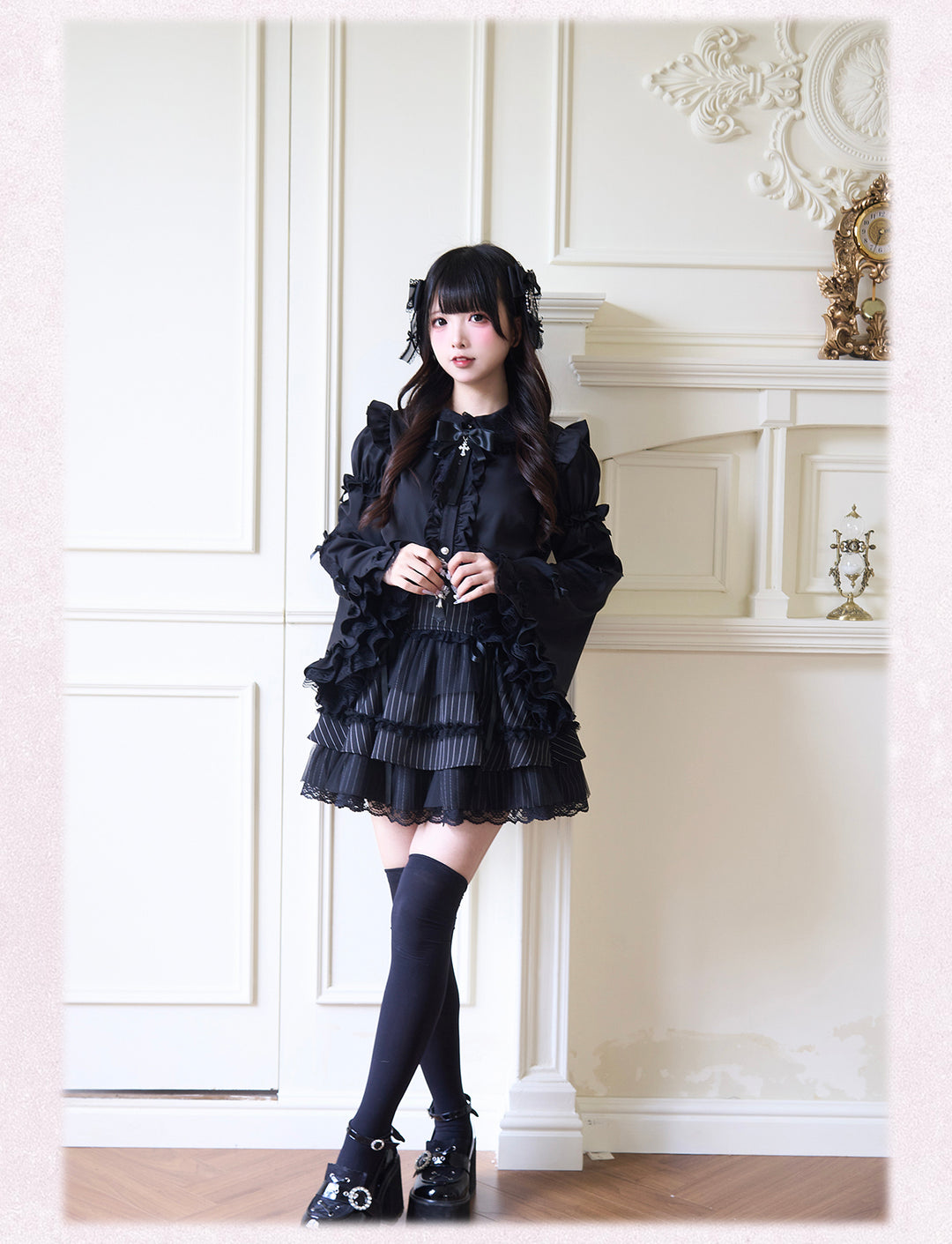 Ruffle Jirai Kei Blouse with Detachable Princess Sleeves And Bow 42522:744304