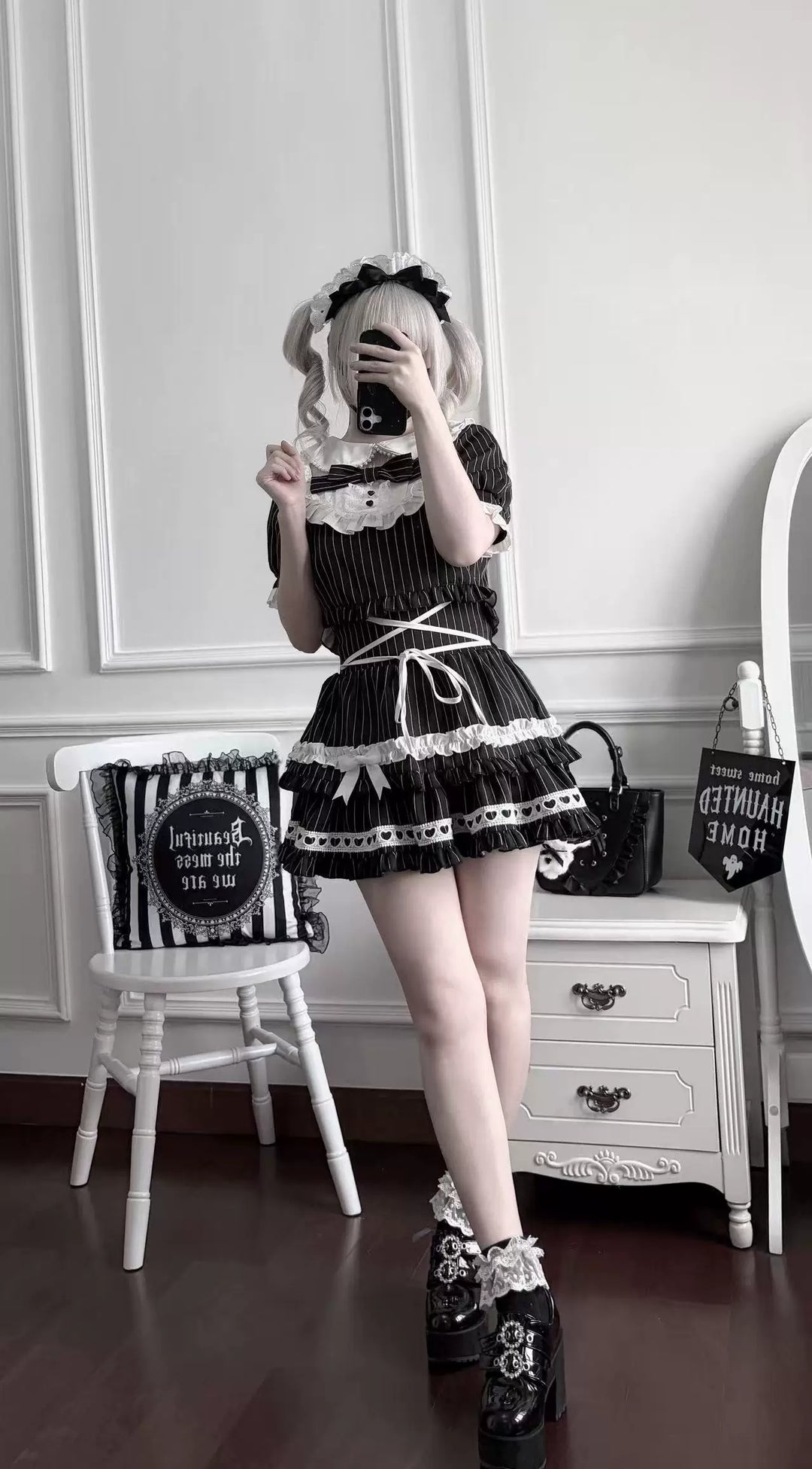 Jirai Kei Striped Blouse and Skirt Set, Pearl-trimmed Collar 45333:848638