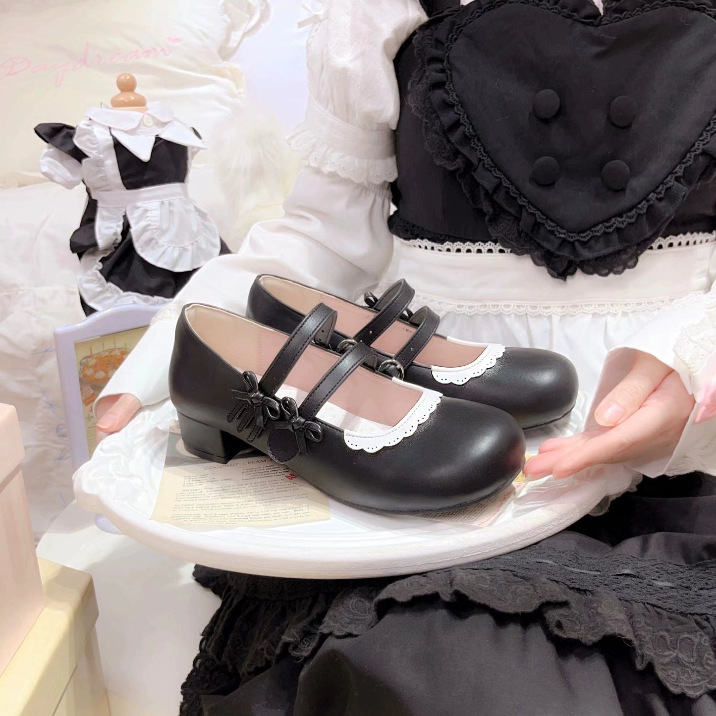 Lolita Shoes Round Toe Sweet Shoes Low Heel 37028:556646