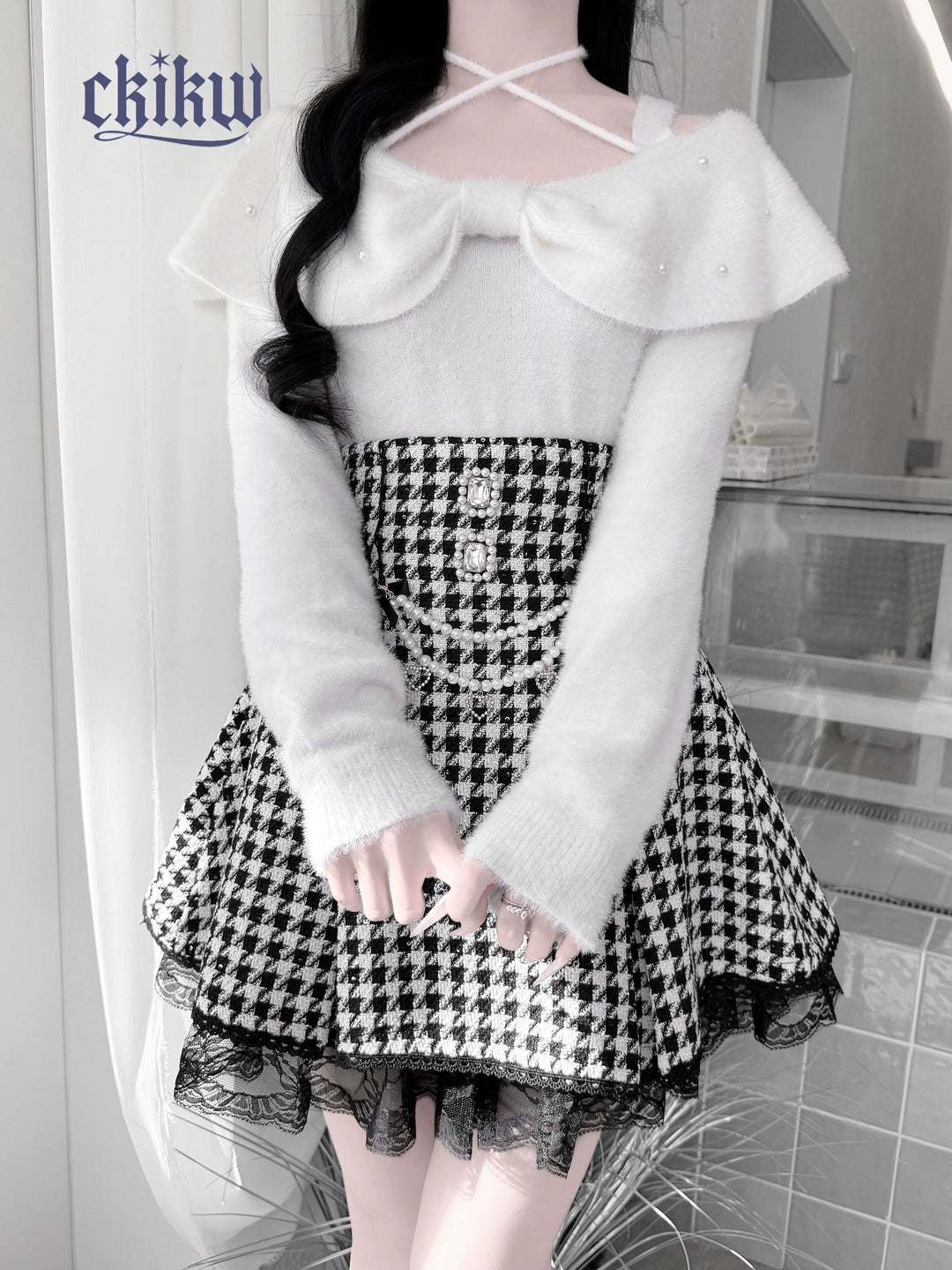 Jirai Kei Open-Shoulder Sweater, Faux Mink Plush 44156:797400