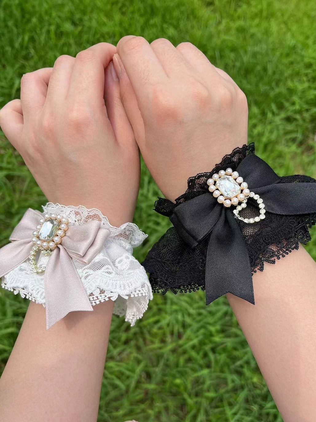 Jirai Kei 3-Layer Lace Bow Lolita J-Fashion Bracelet 21566:311244 21566:311244