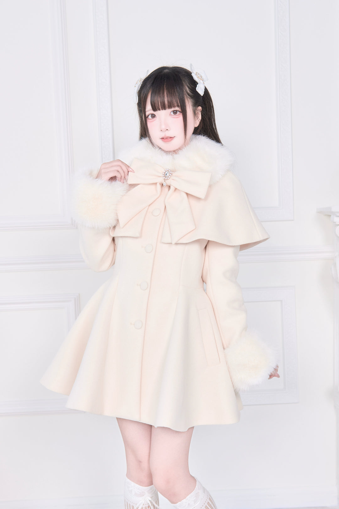 Ryousangata Winter Coat, Faux Fur, Detachable Bow & Cape (M S) 44066:794457