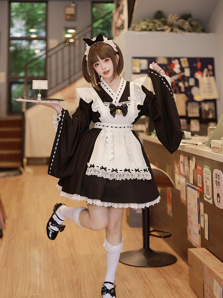 Kawaii Black Maid Blouse Flutter Sleeve Apron Suspender Skirt Set 42282:735173