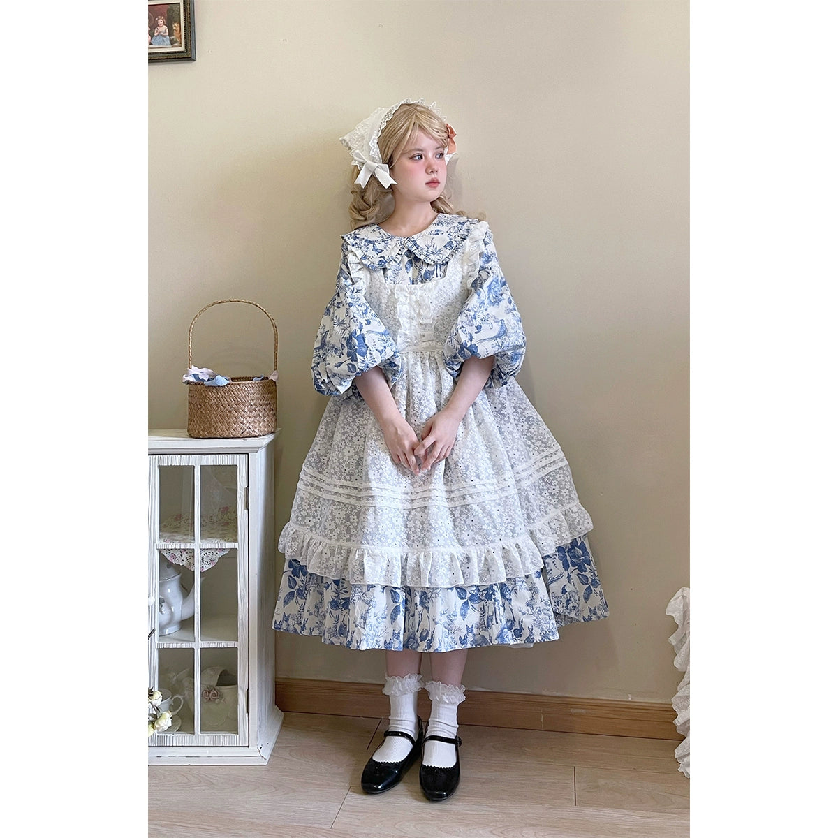 Mori Kei Apron White Lace Floral Apron Dress Suspender Skirt (White) 36556:531296