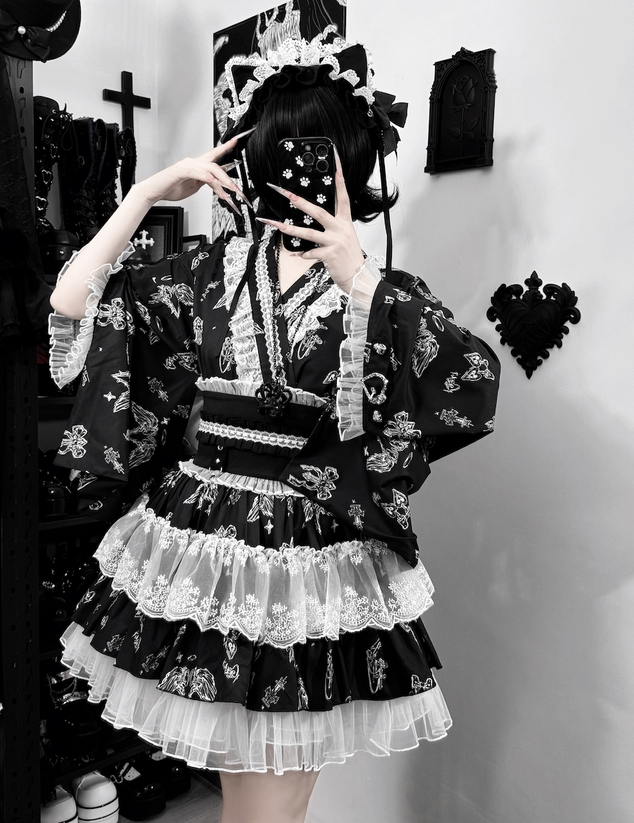 Gothic Blouse and Skirt Yukata Set, Wing Print (L M) 45129:835609