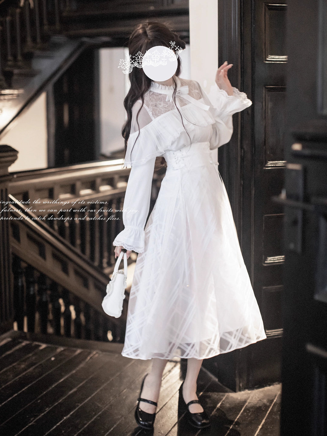 Seiso Kei White Blouse, High-Waist Skirt 43758:784916
