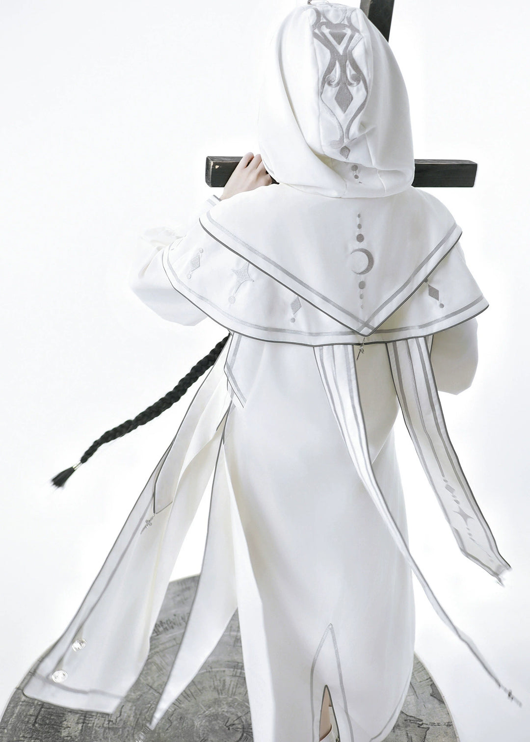 Cyberpunk Cloak Set White Hooded Cloak Top And Shorts 38820:602072