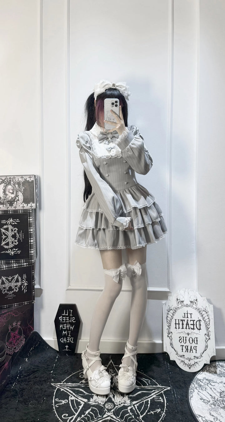 Jirai Kei Striped Lace Neckline Top & Elastic Waist Skort 45938:871923