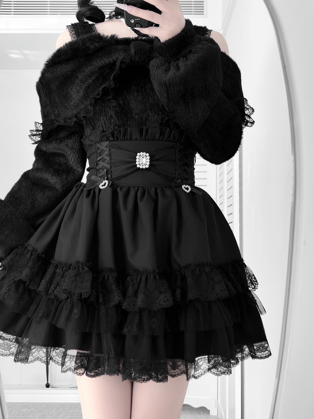 High-Waistband Jirai Kei Skirt, Tiered Lace Hem 44115:803715