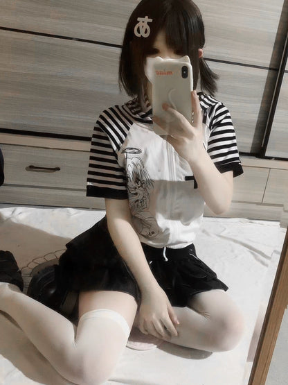 Yami Kawaii T-shirt Black and White Striped Top With Hood 37272:553552