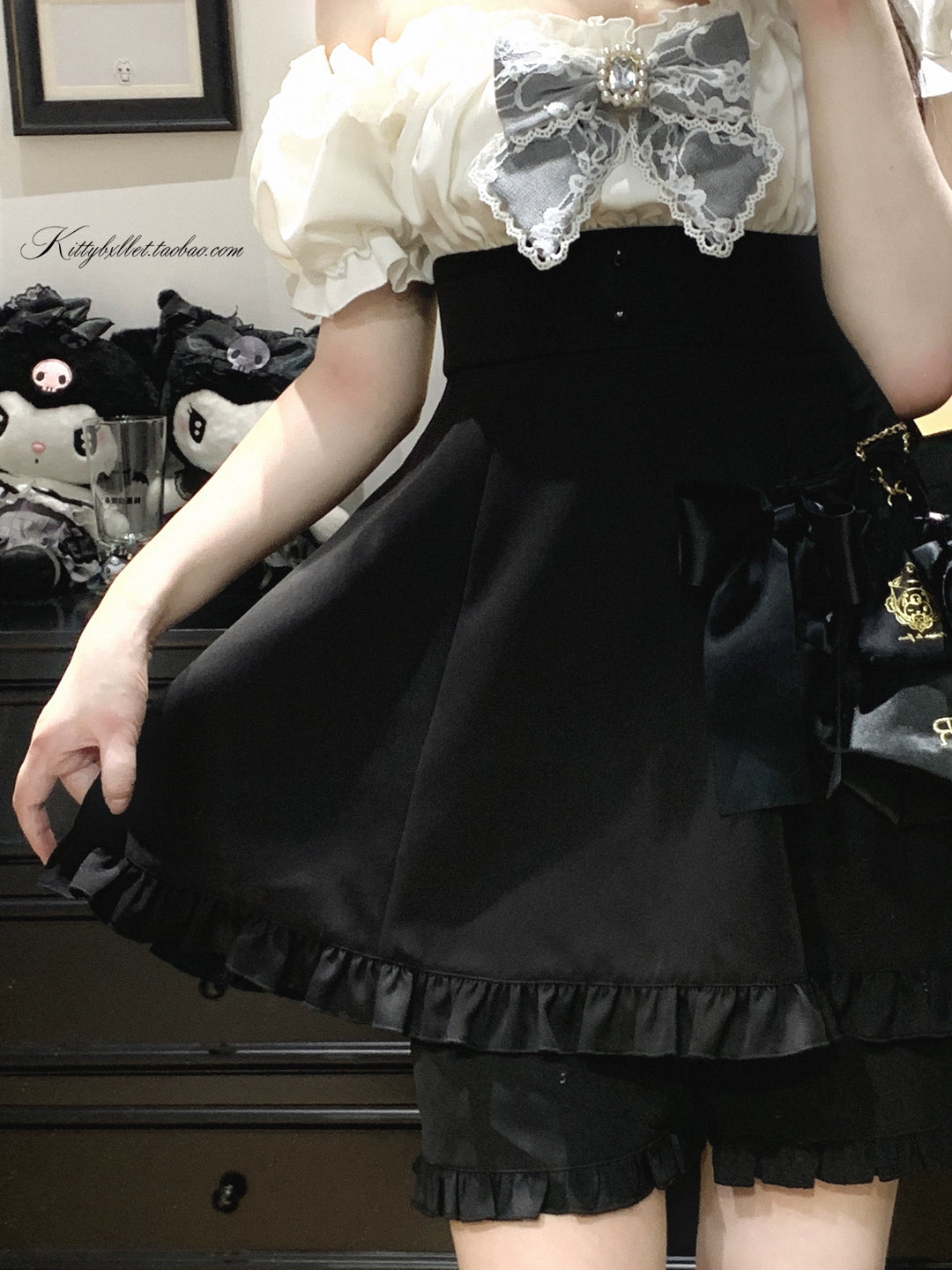 Puff Sleeve Jirai Kei Dress with Lace Bow and Shorts 43072:764366