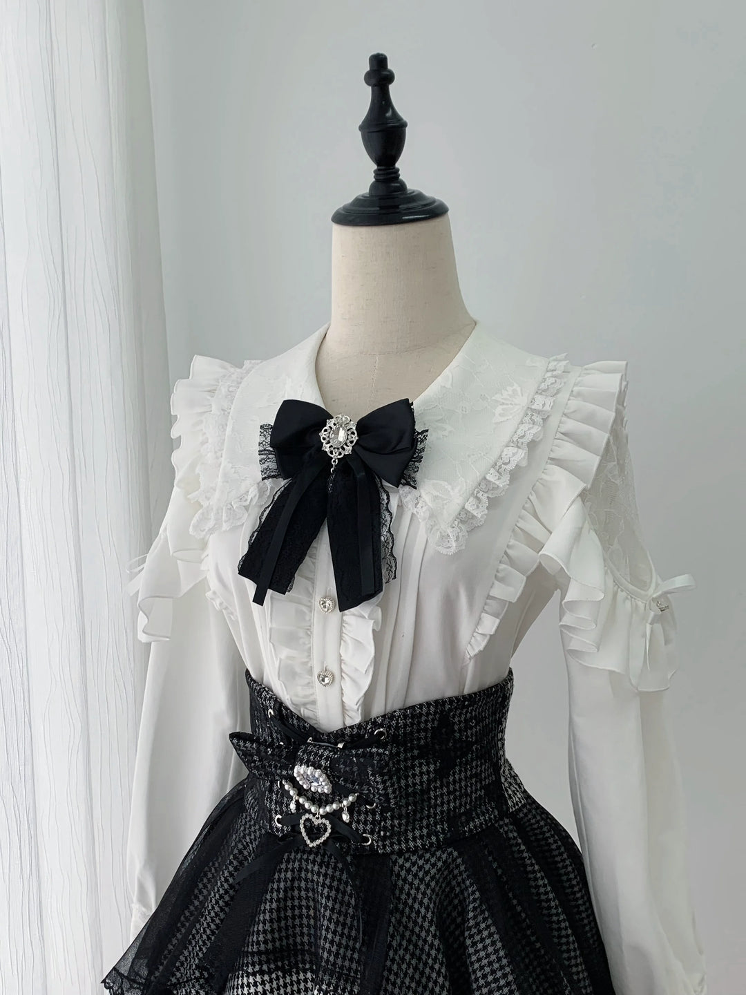 Ryousangata White Blouse & Houndstooth Skirt Set (L M S) 46074:874713