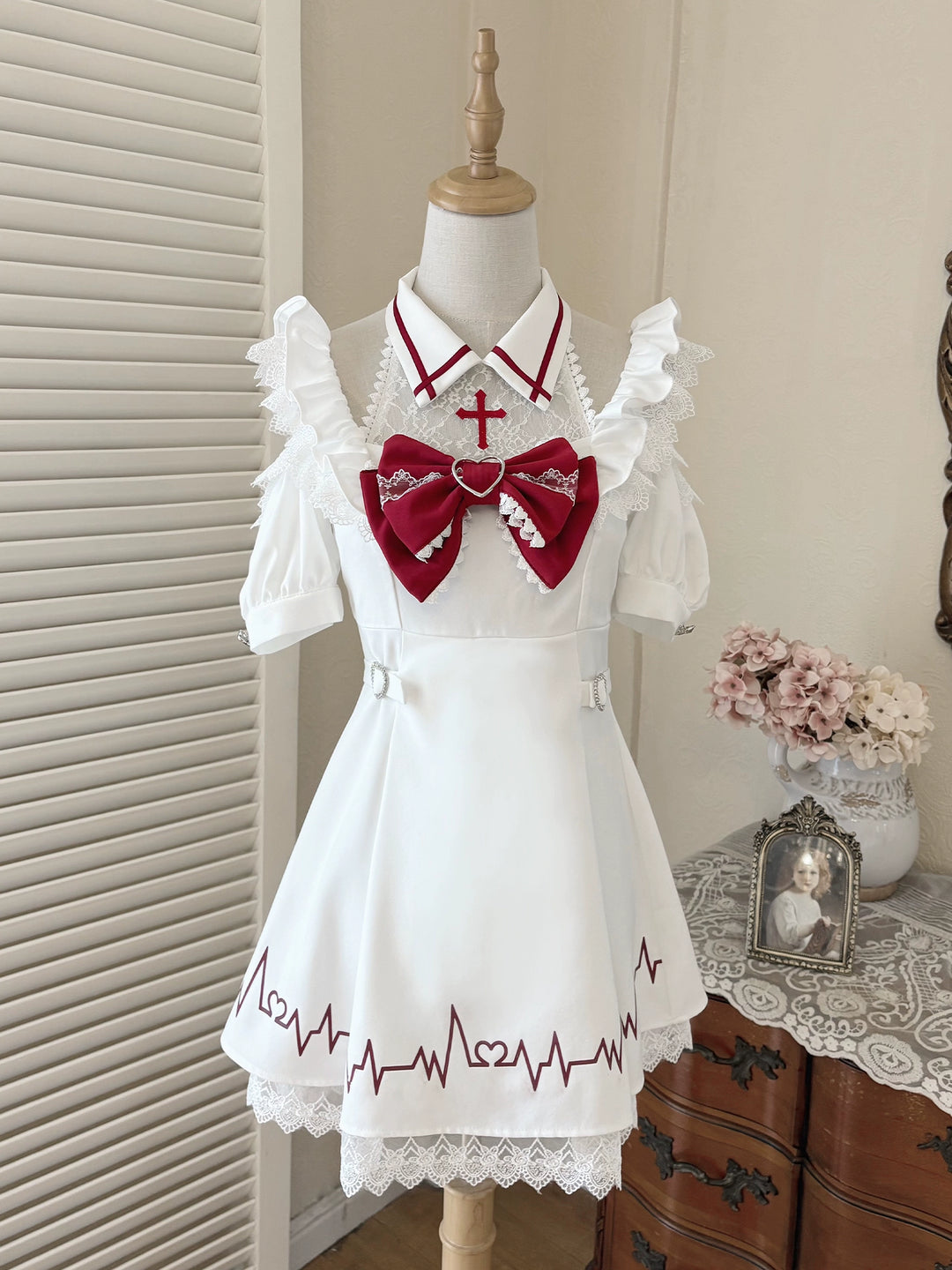 Red and White Yami Kawaii Dress, Lace Halter Neck (L M S) 43725:783583