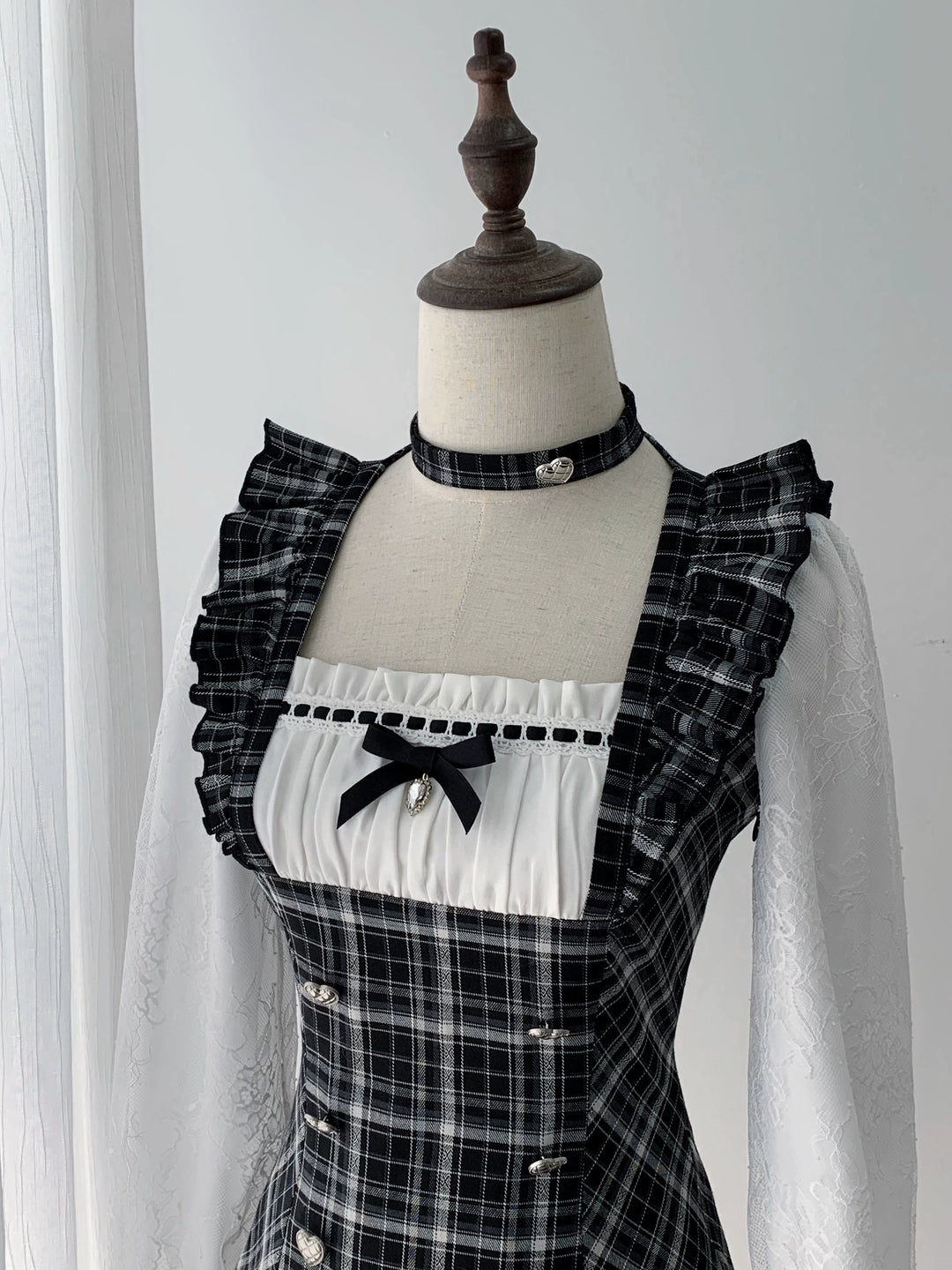 Jirai Kei Plaid Dress, White Lace Long Sleeve (L M S) 45838:865325