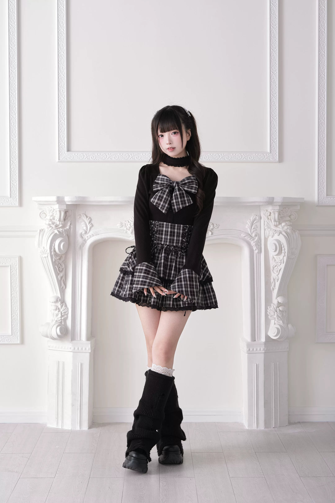 Jirai Kei Knit Top, Choker-Style Neck and Flared Sleeves 44686:818923