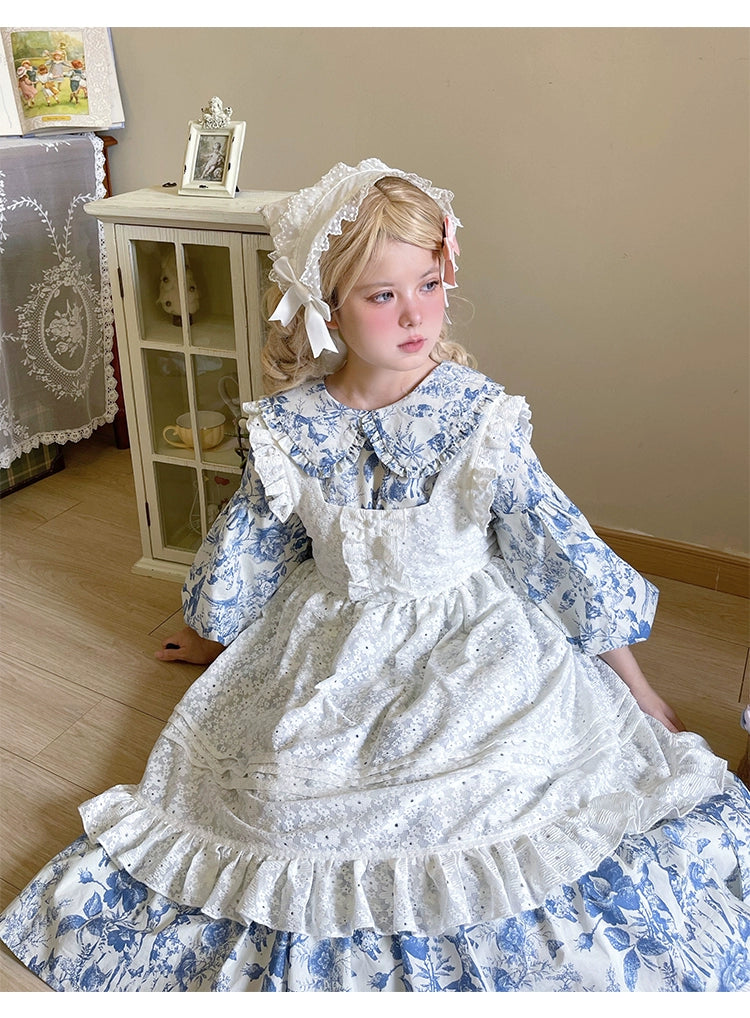 Country Lolita Apron With White Lace Floral And Heart Button Country Lolita Apron With White Lace Floral And Heart Button